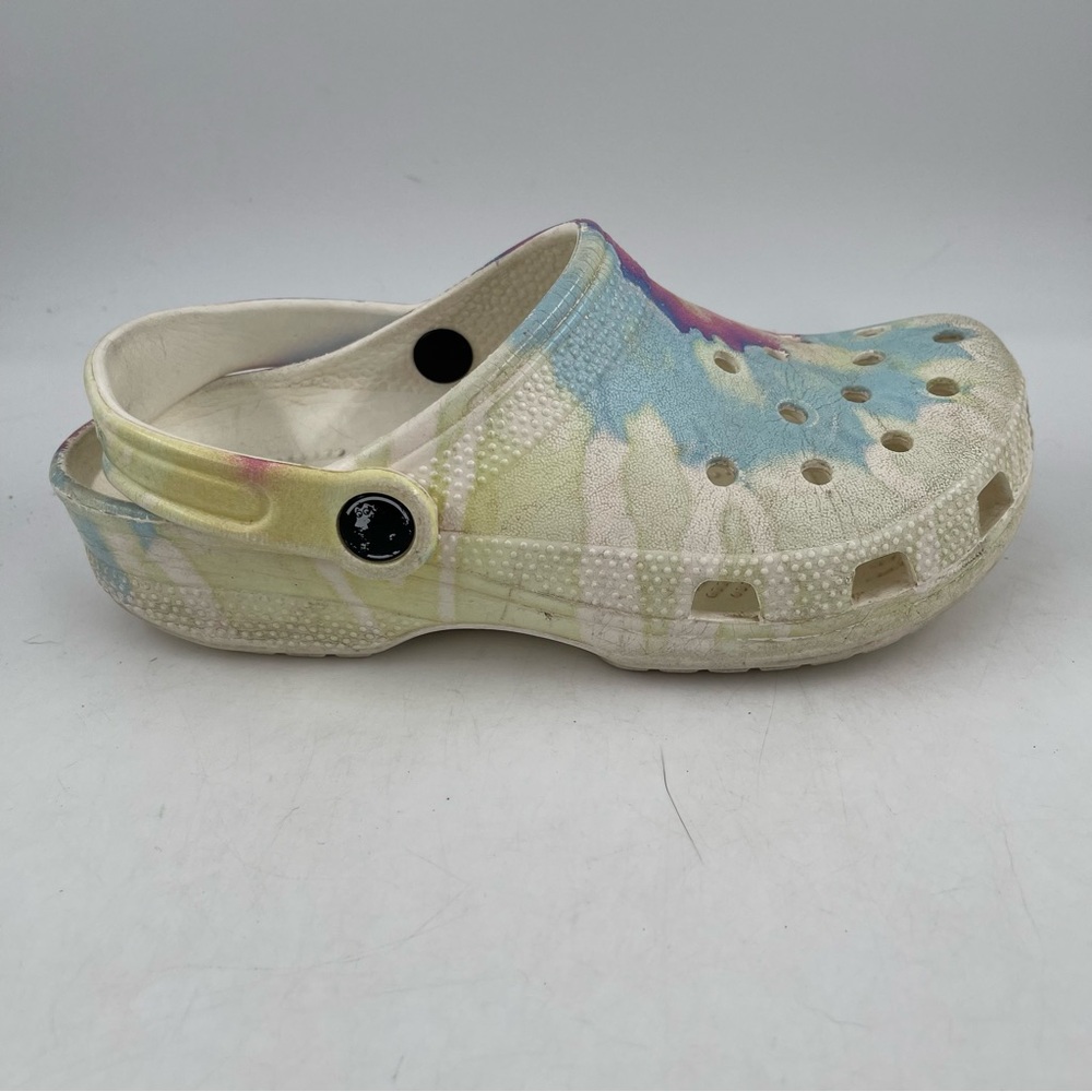 Crocs Unisex Kids Classic Clogs Rainbow Tie Dye Junior Size 3 - (basically a 3Y)